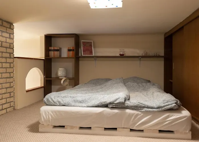 Sara's - Wifi, A/c بودابست